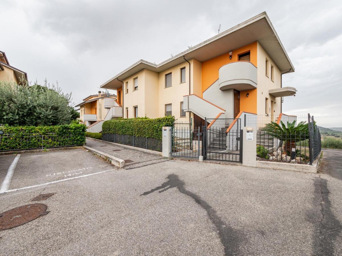 Ca' Mastro Bright Flat With Parking Apartment Tavullia Bagian luar foto